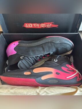 Way of Wade 11 Sunrise Basketball Sneaker Mens Size 13